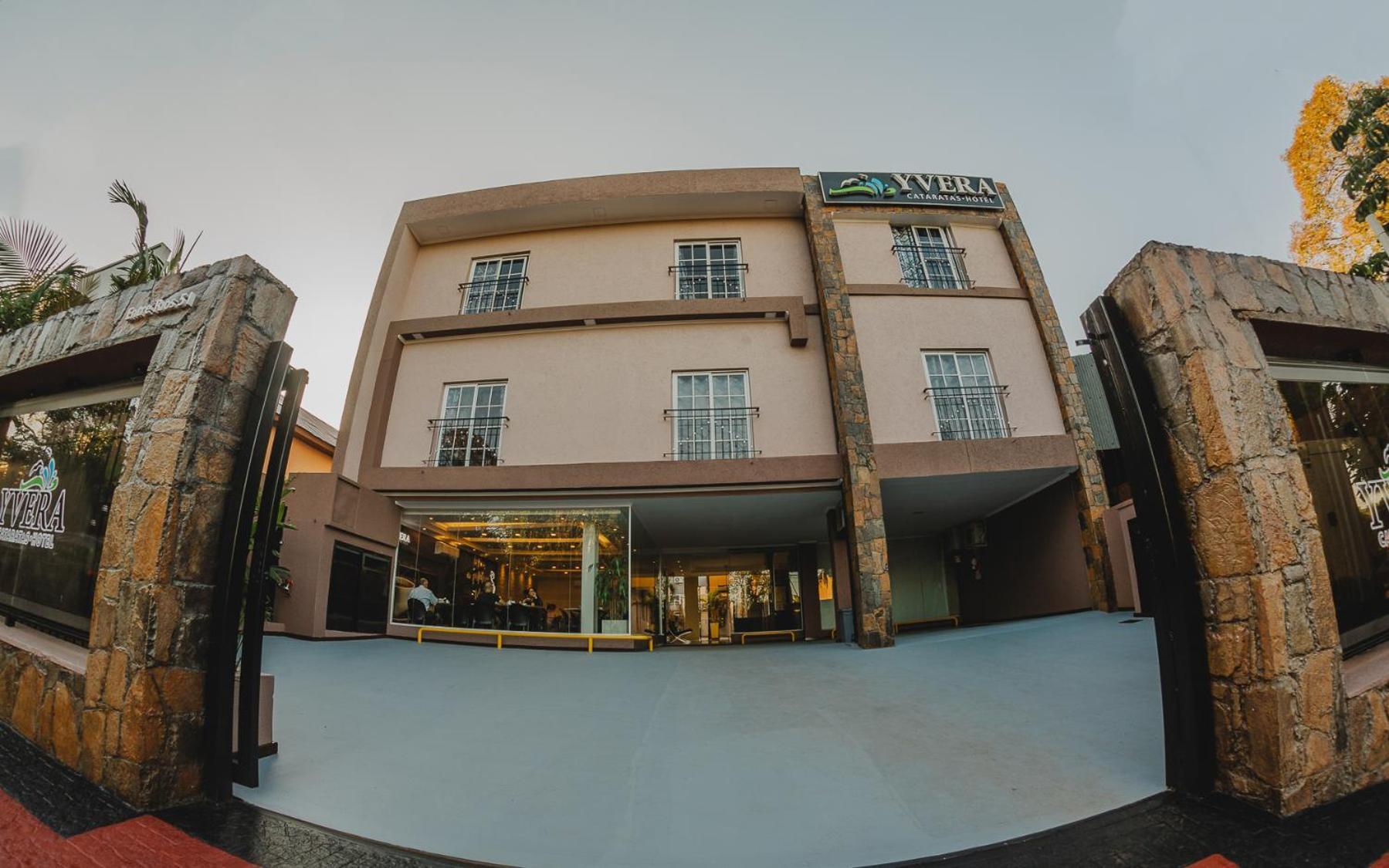 Hotel Yvera Cataratas Puerto Iguazú Buitenkant foto